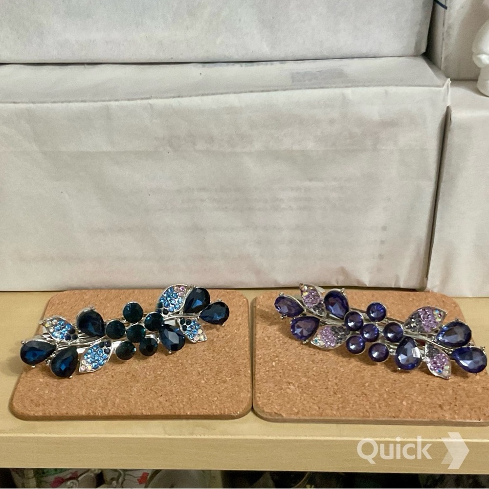 2 pcs Elegant Blue and Purple Hair Clips